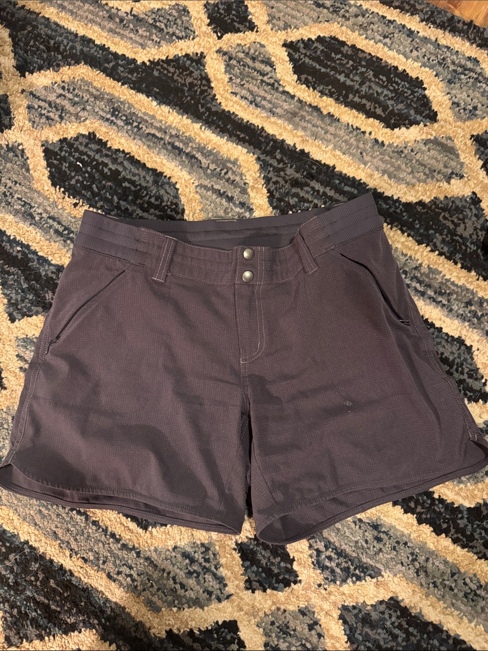 Women’s Kuhl strattus shorts
